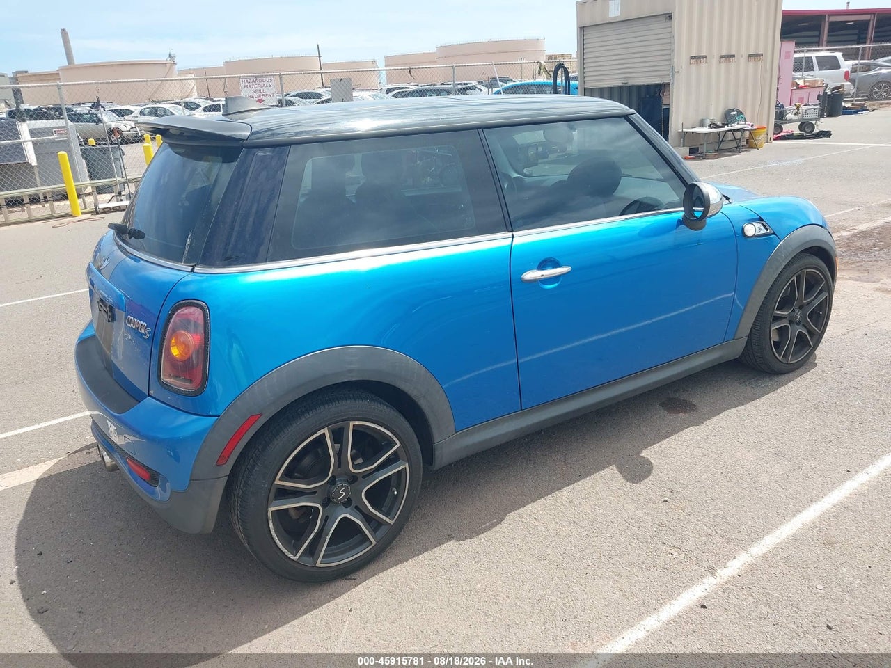 2009 MINI COOPER S   · 4/11