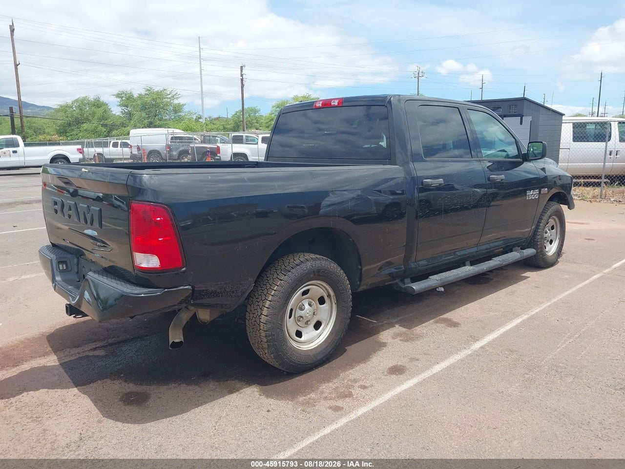 2015 RAM 1500 TRADESMAN · 4/11