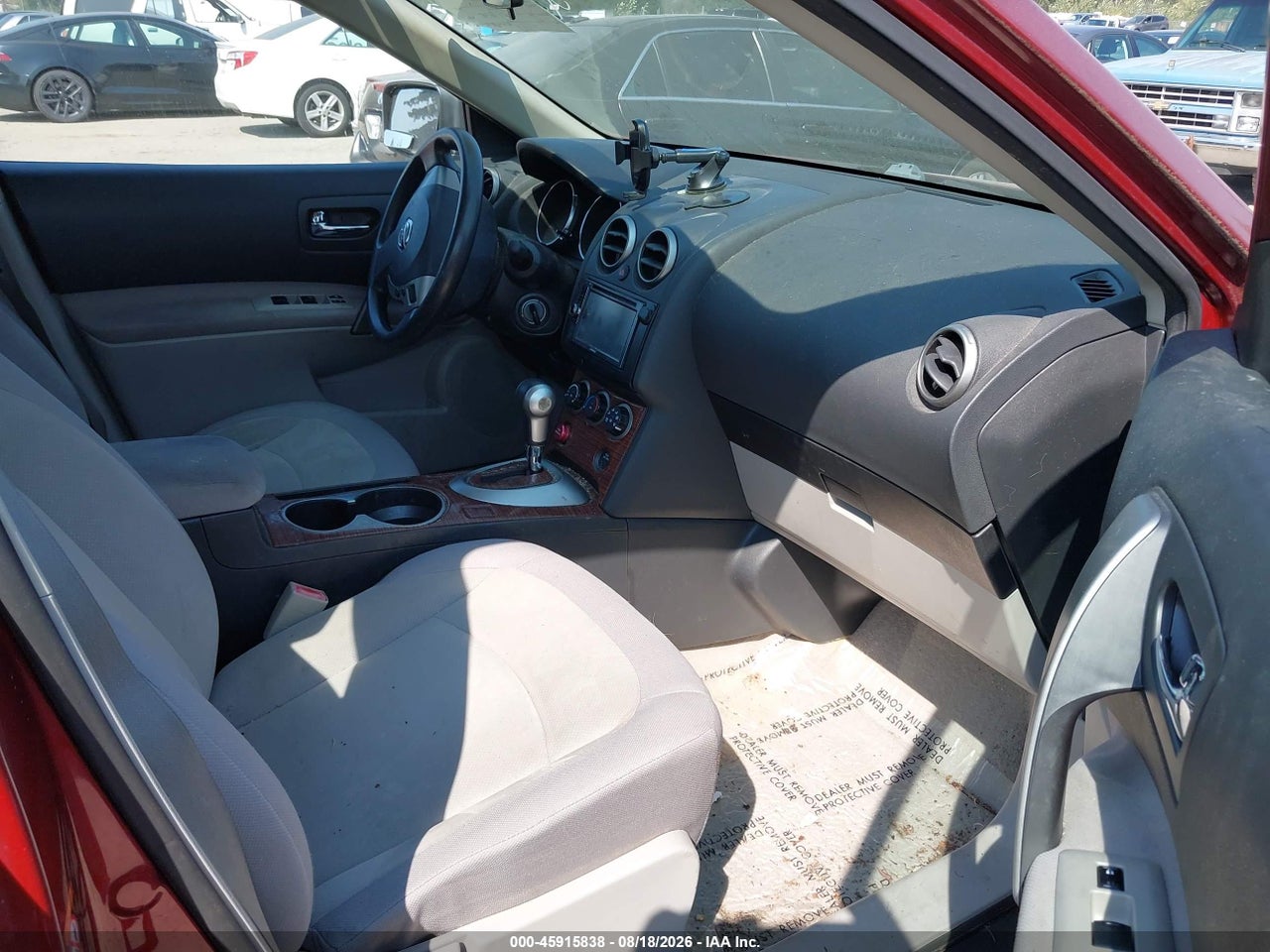 2009 NISSAN ROGUE S · 5/11