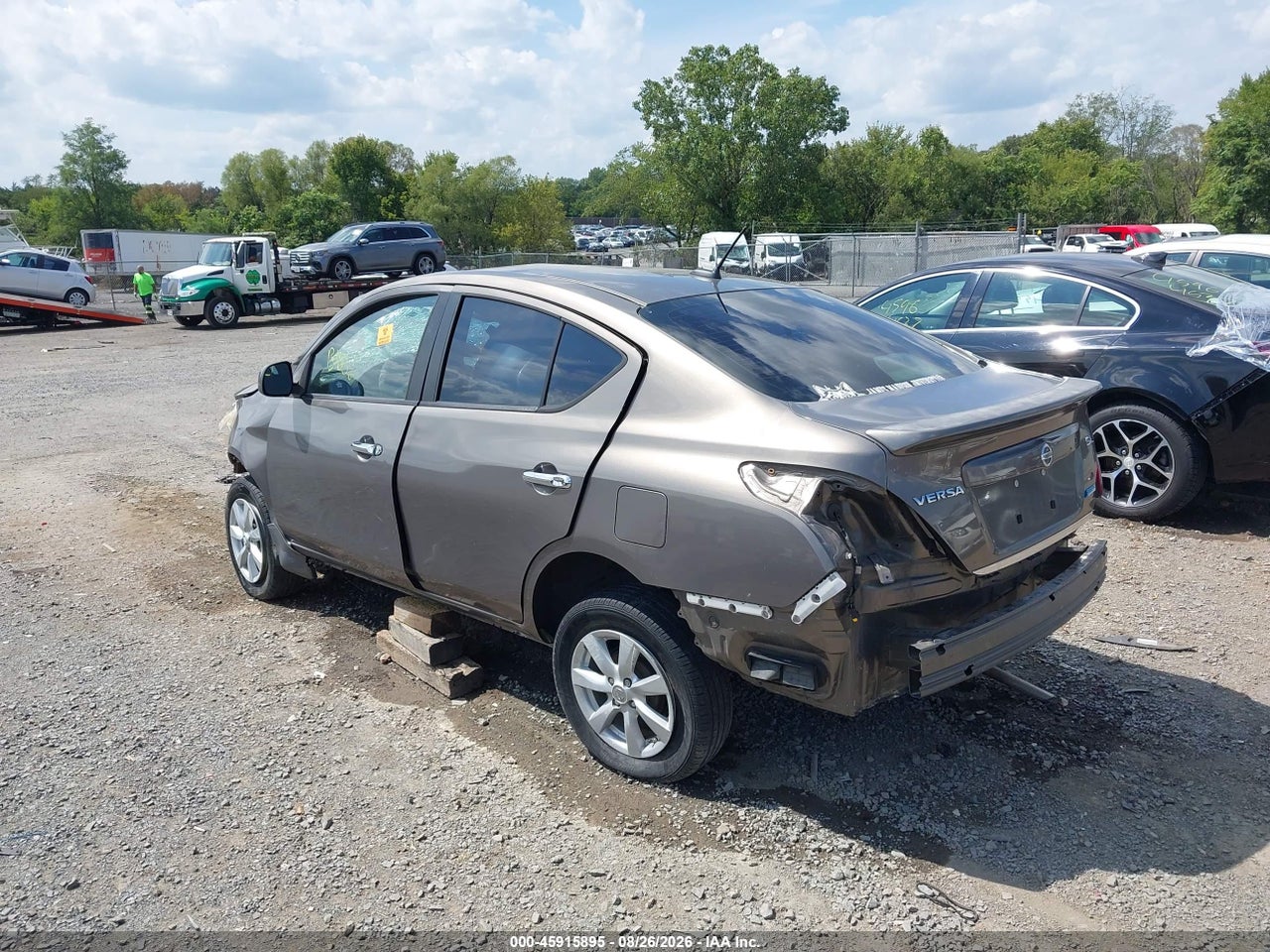2012 NISSAN VERSA 1.6 SL · 3/10