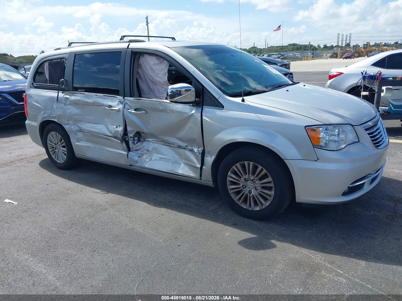 2C4RC1GG9CR****** · 2012 CHRYSLER TOWN &amp; COUNTRY LIMITED