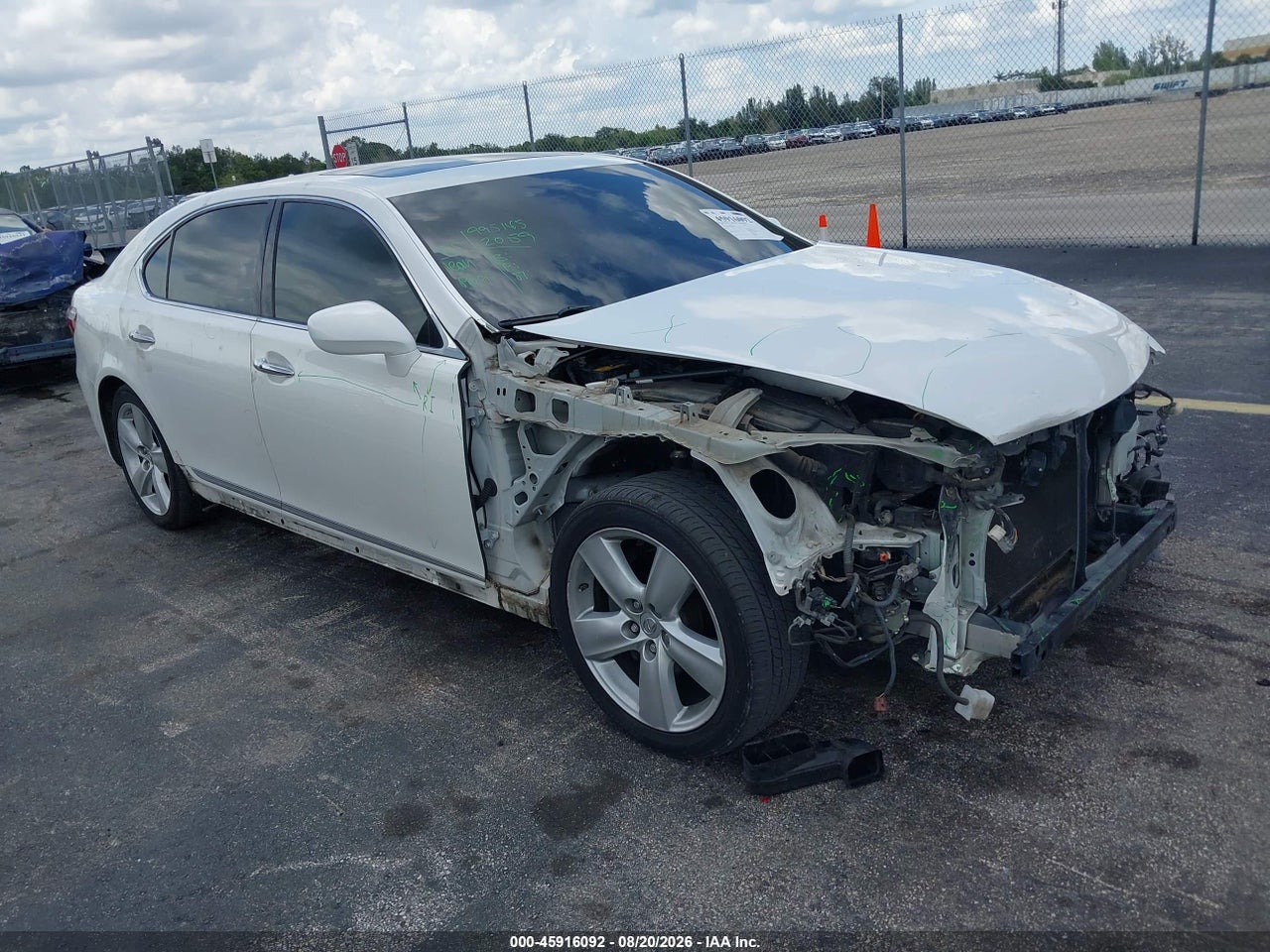 JTHGL46F595****** · 2009 LEXUS LS 460 L