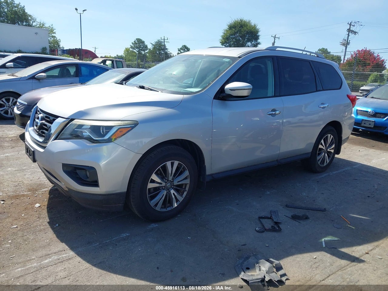 2017 NISSAN PATHFINDER SV · 2/11