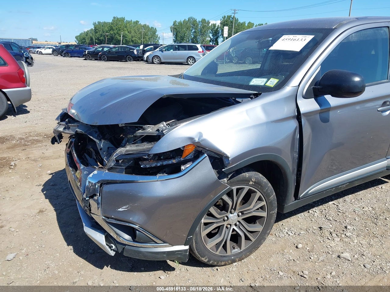 2017 MITSUBISHI OUTLANDER ES · 6/10