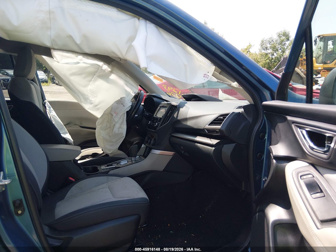 2021 SUBARU FORESTER PREMIUM · 5/10
