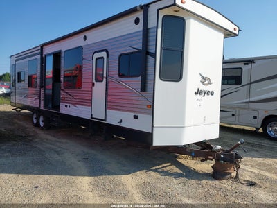 1UJBJ0BV1G1****** · 2016 JAYCO TRAVEL TRAILER