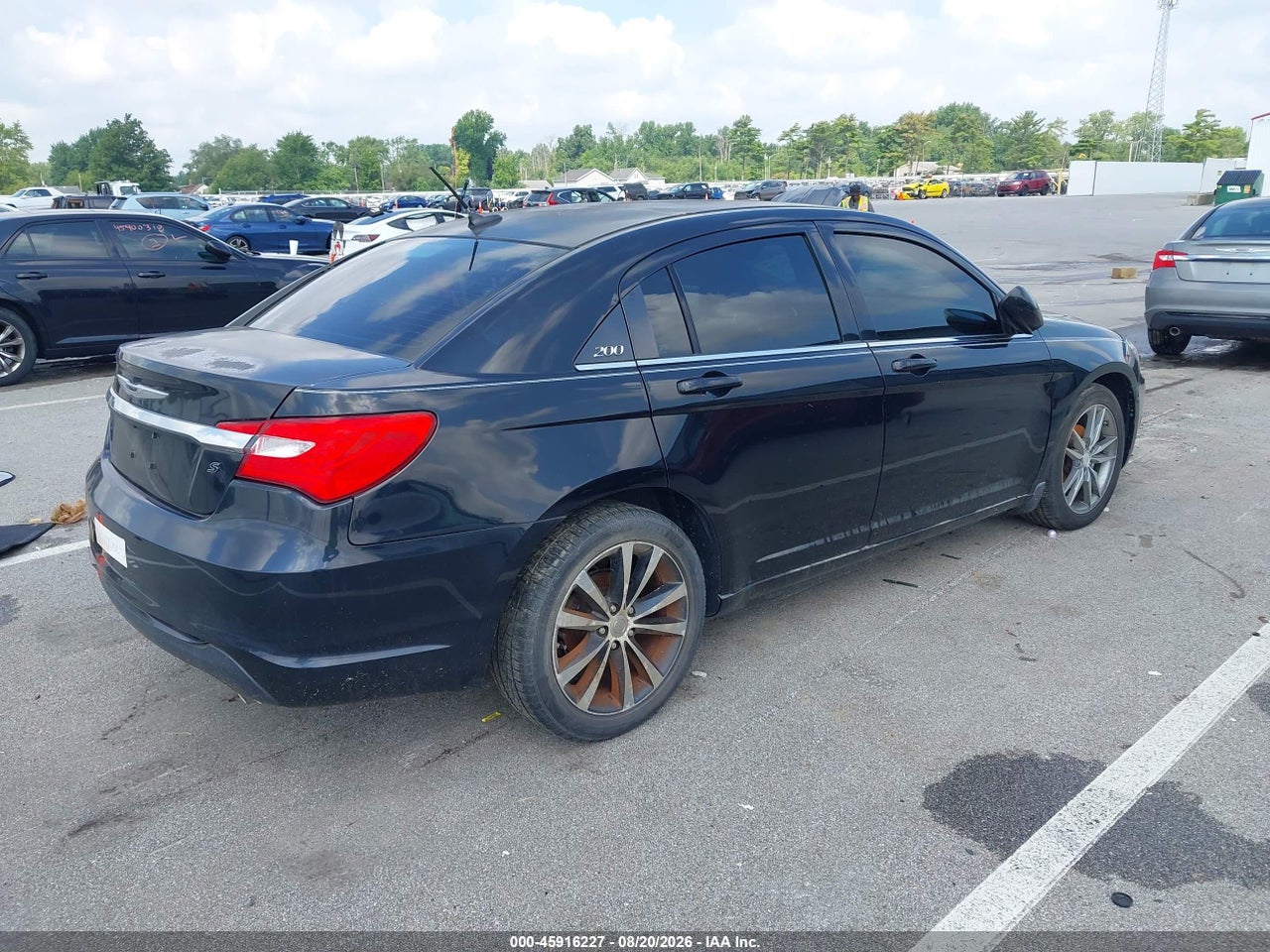 2014 CHRYSLER 200 LIMITED · 4/11