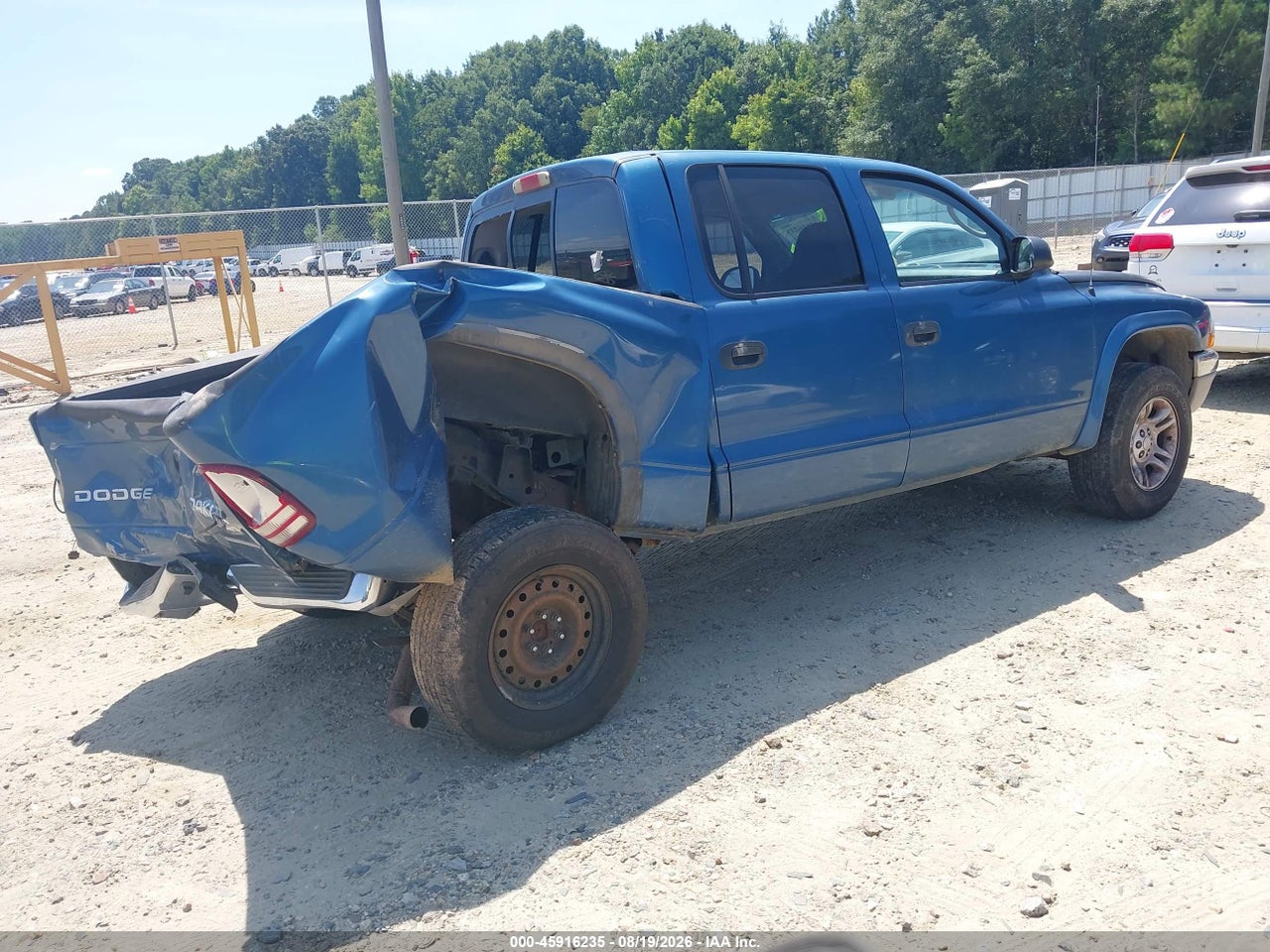 2003 DODGE DAKOTA SLT · 4/11