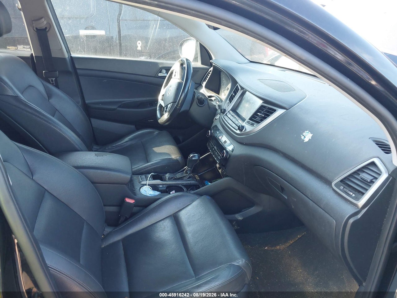 2017 HYUNDAI TUCSON SE PLUS · 5/11