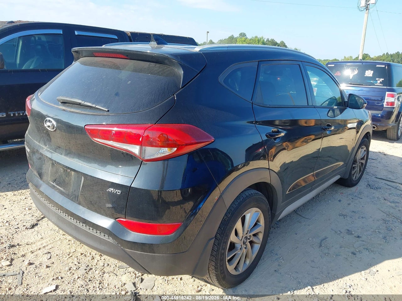 2017 HYUNDAI TUCSON SE PLUS · 4/11