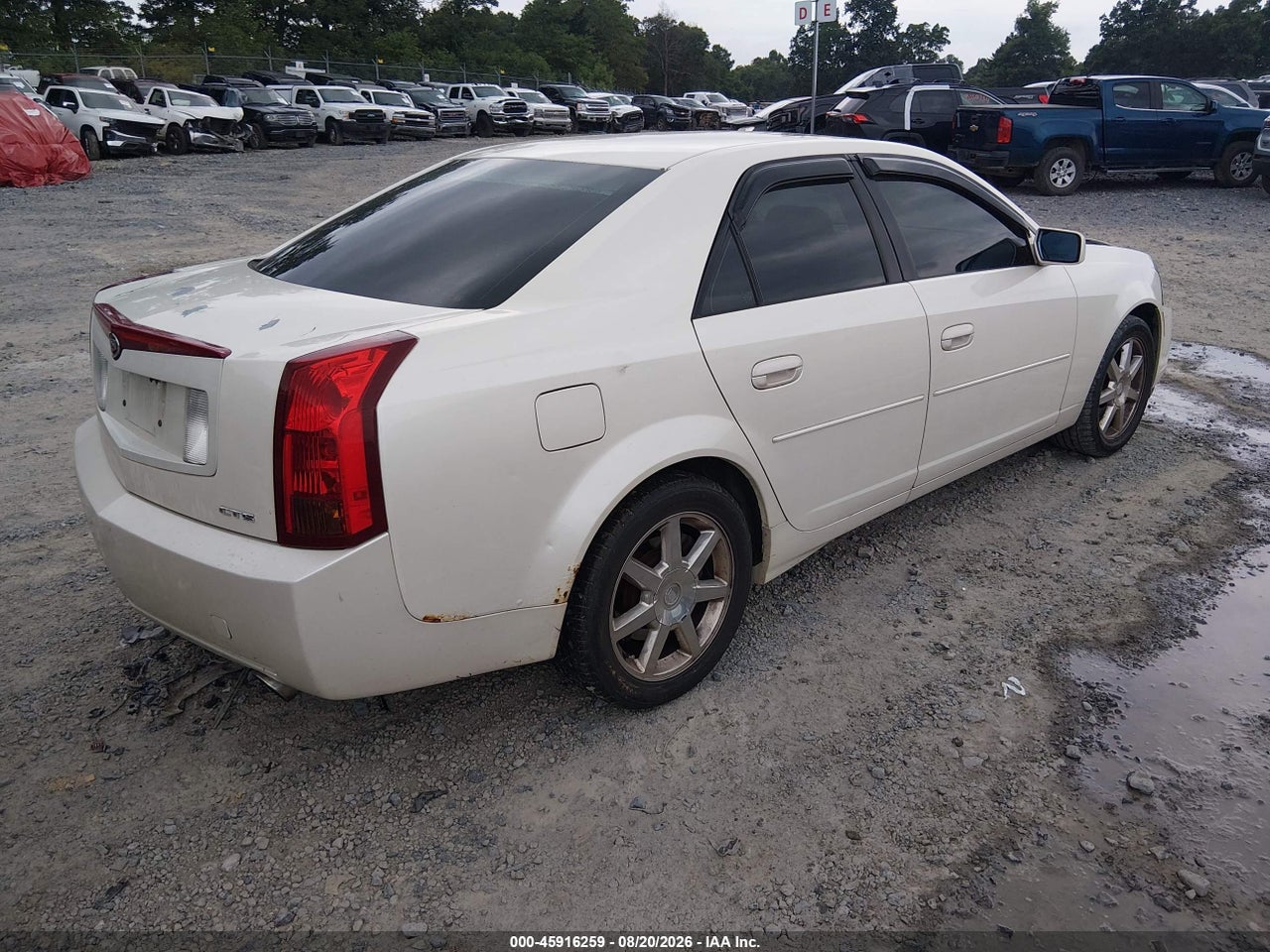 2004 CADILLAC CTS · 4/11
