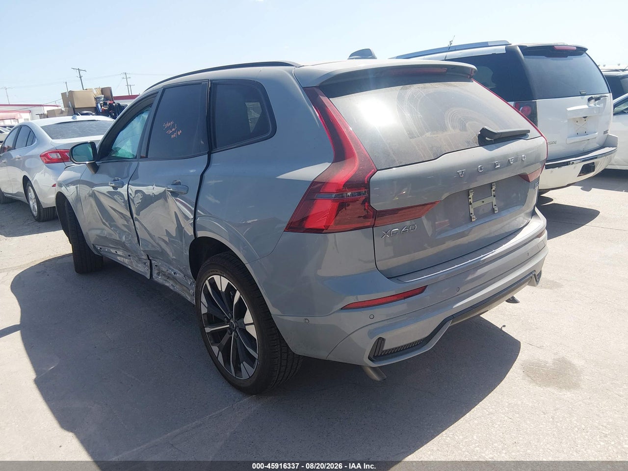 2026 VOLVO XC60 B5 PLUS · 3/11