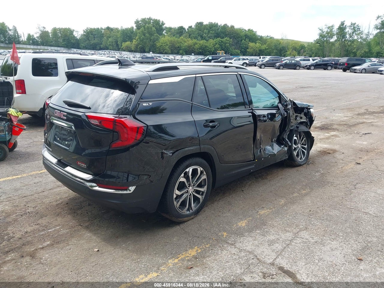 2021 GMC TERRAIN FWD SLT · 4/11