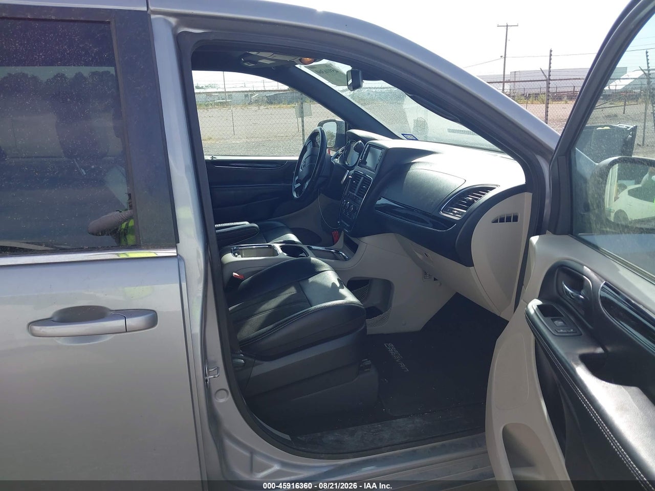 2019 DODGE GRAND CARAVAN SXT · 5/11