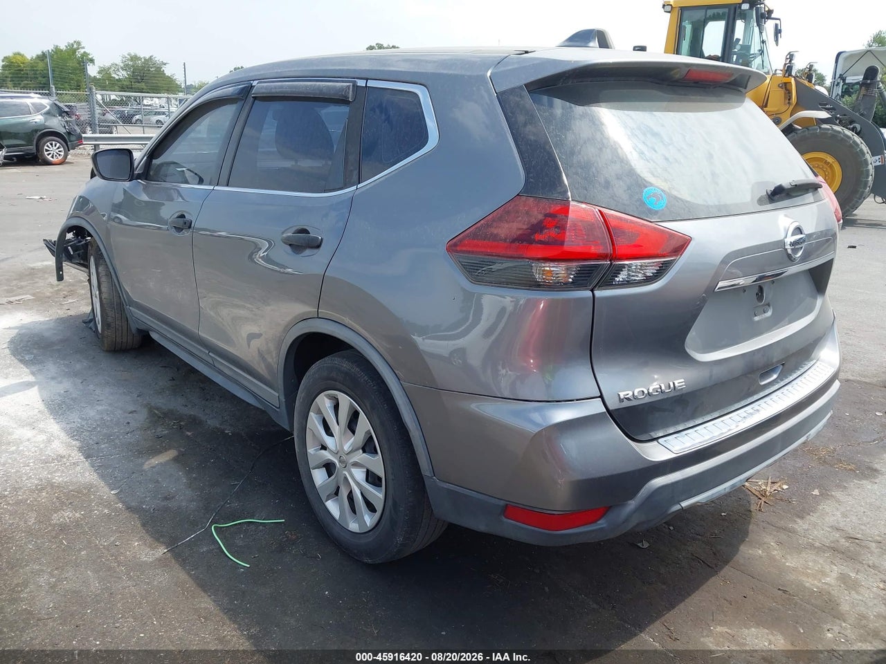 2018 NISSAN ROGUE S · 3/11