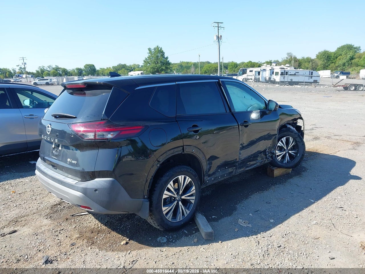 2021 NISSAN ROGUE SV INTELLIGENT AWD · 4/11