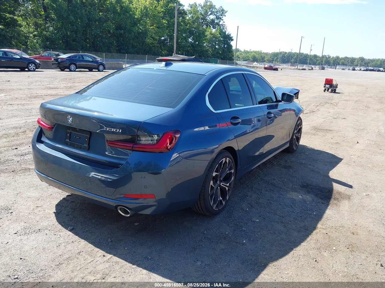 2025 BMW 330I XDRIVE · 4/11