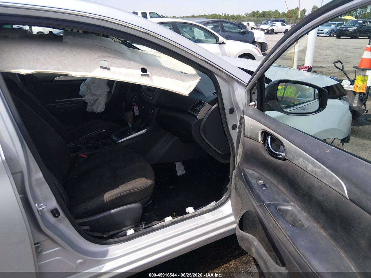 2014 NISSAN SENTRA S · 5/11