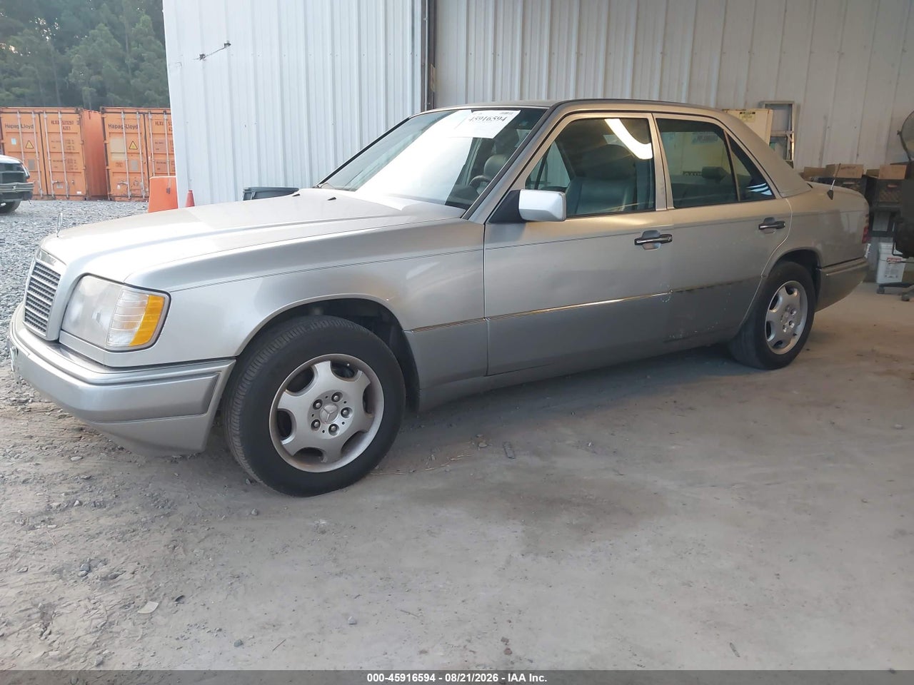 1995 MERCEDES-BENZ E 320 BASE/320 SPECIAL · 2/11