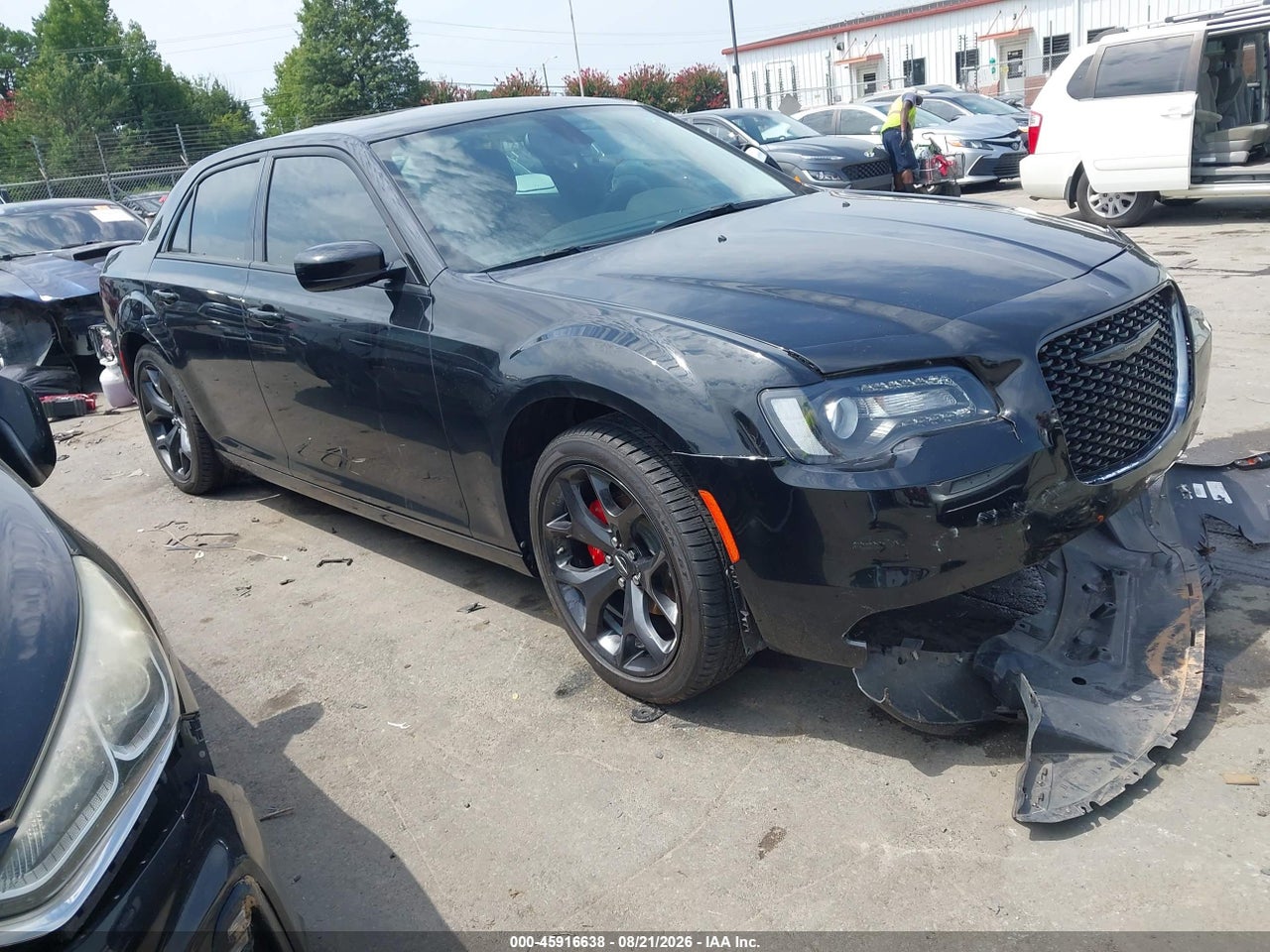 2C3CCAAG8PH****** · 2023 CHRYSLER 300 TOURING