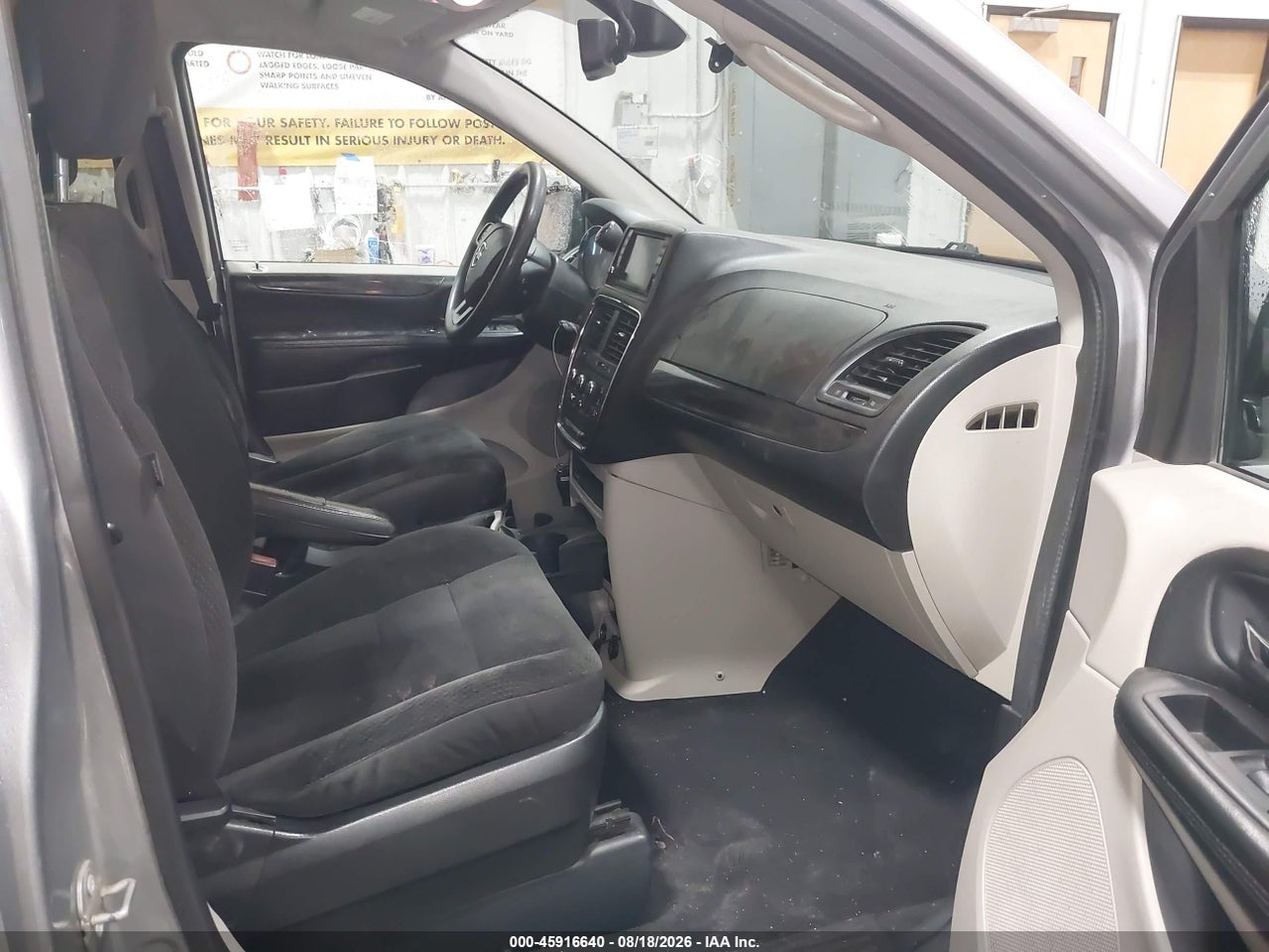 2018 DODGE GRAND CARAVAN SE · 5/11