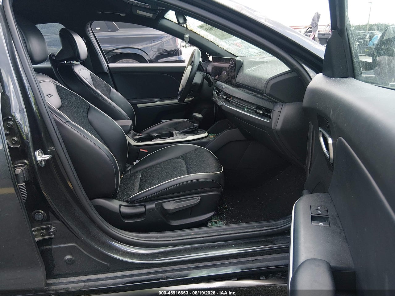 2025 KIA K4 GT-LINE · 5/11