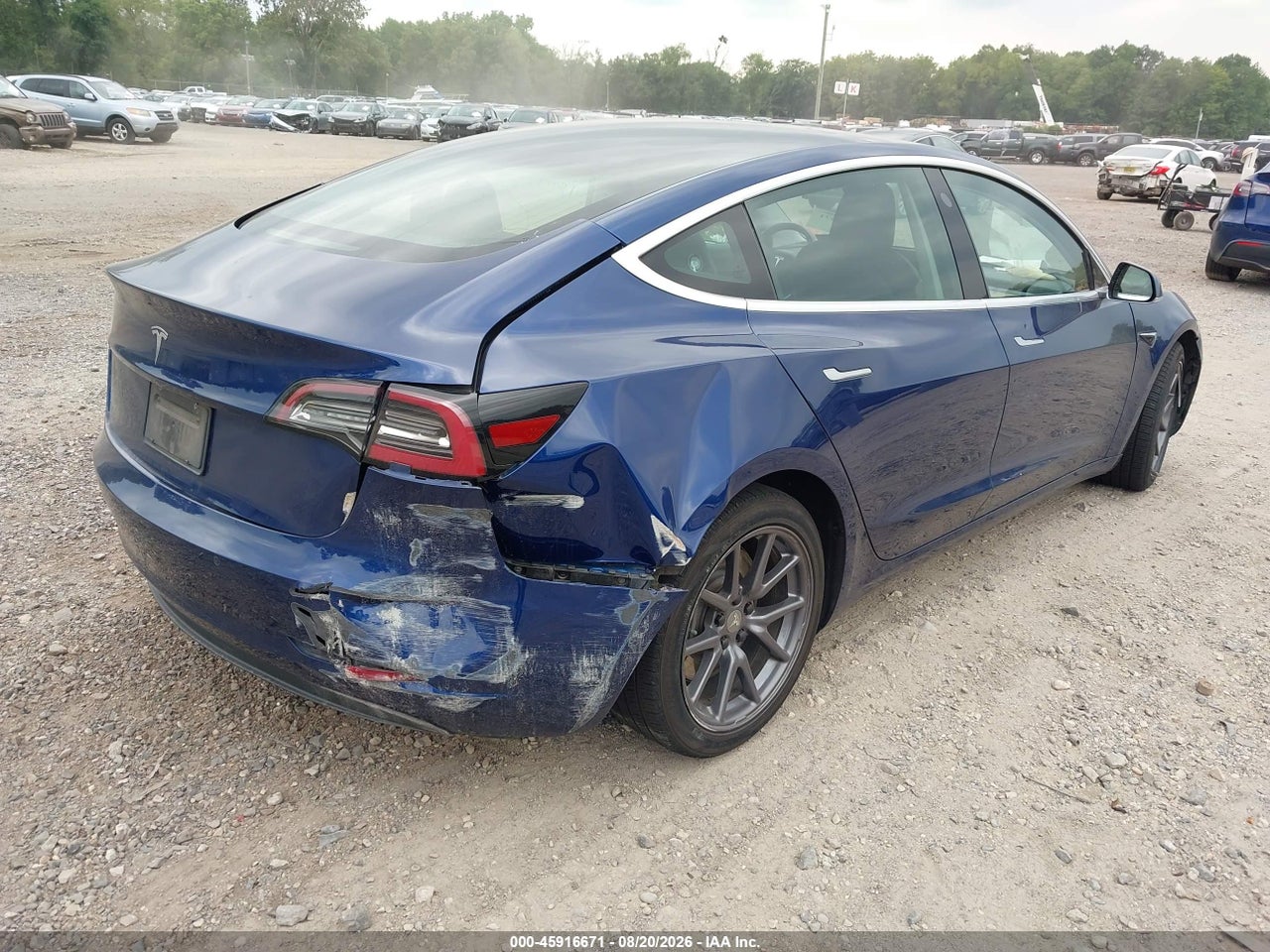 2019 TESLA MODEL 3 LONG RANGE/MID RANGE/STANDARD RANGE/STANDARD RANGE PLUS · 4/9