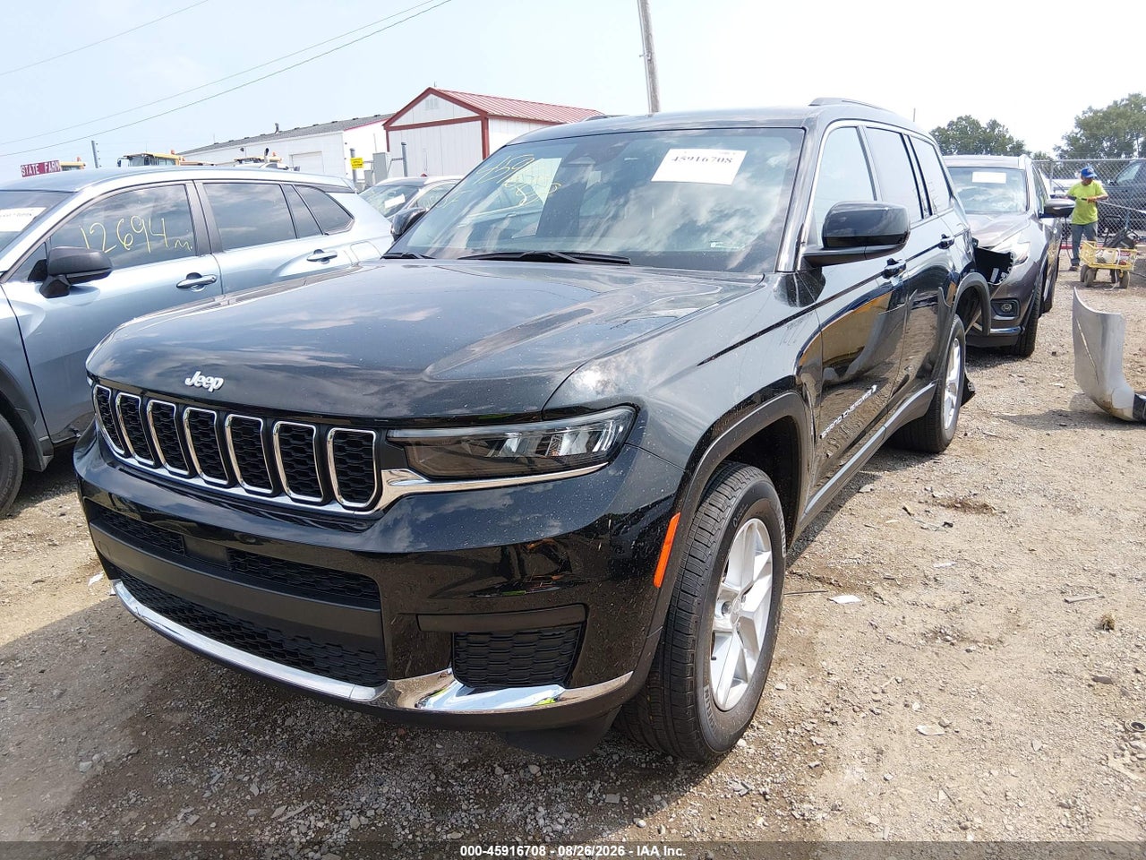 2024 JEEP GRAND CHEROKEE L LAREDO X 4X4 · 2/11