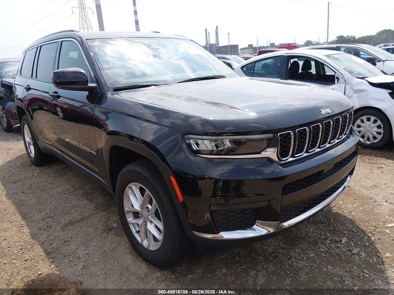 1C4RJKAG8R8****** · 2024 JEEP GRAND CHEROKEE L LAREDO X 4X4