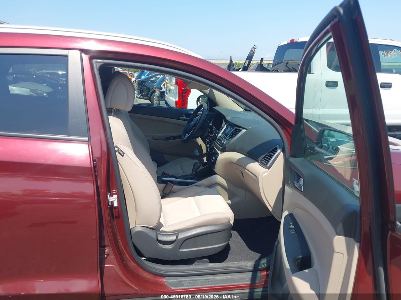 2017 HYUNDAI TUCSON SE · 5/11