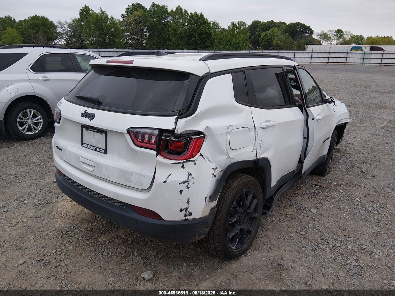 2026 JEEP COMPASS LATITUDE ALTITUDE · 4/10