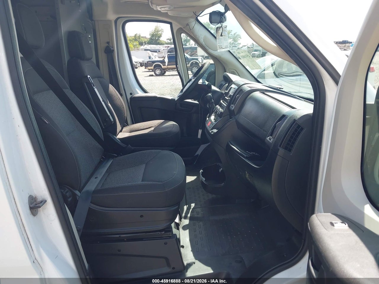 2018 RAM PROMASTER 2500 HIGH ROOF 159 WB · 5/11