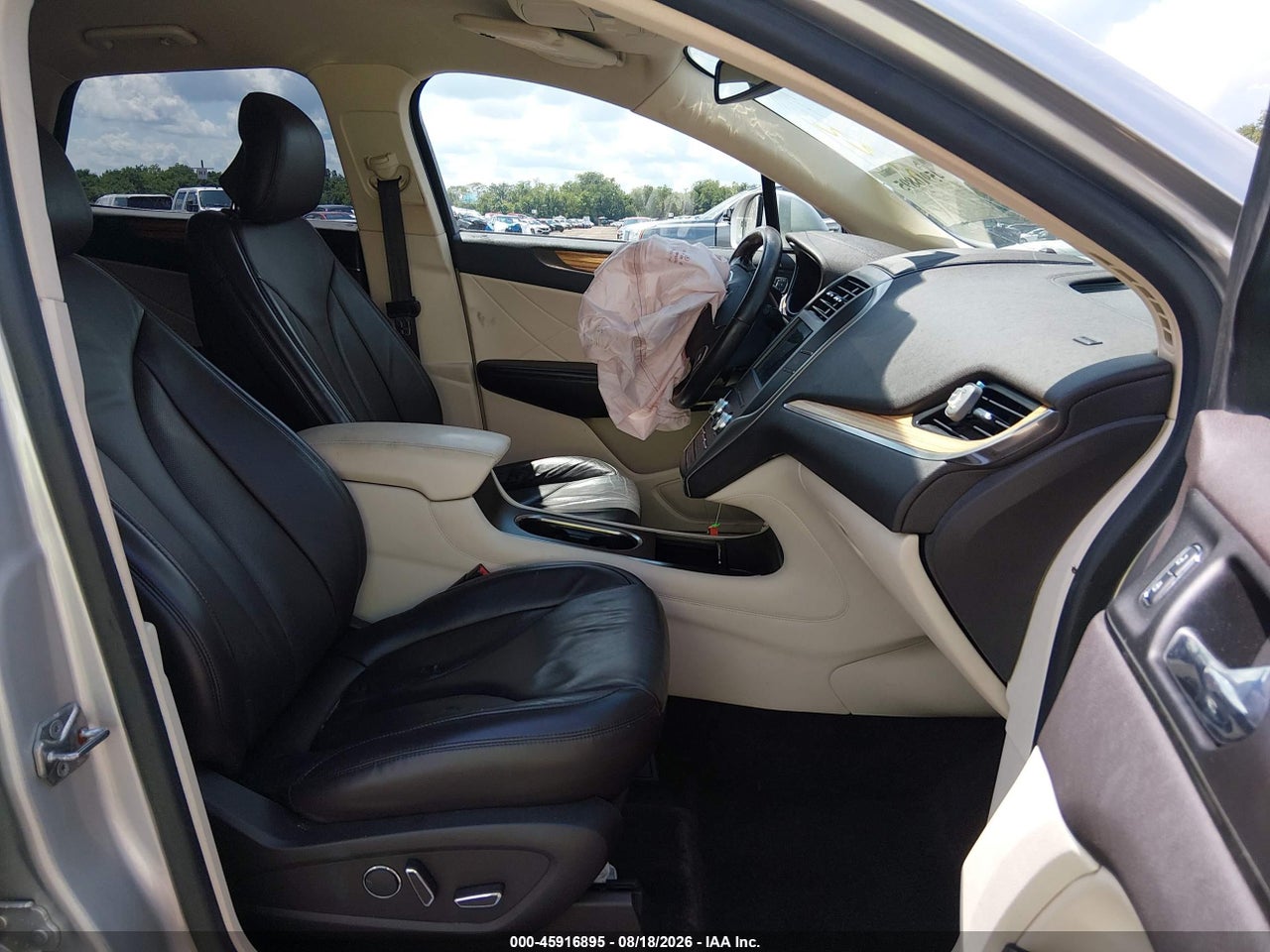 2016 LINCOLN MKC SELECT · 5/10