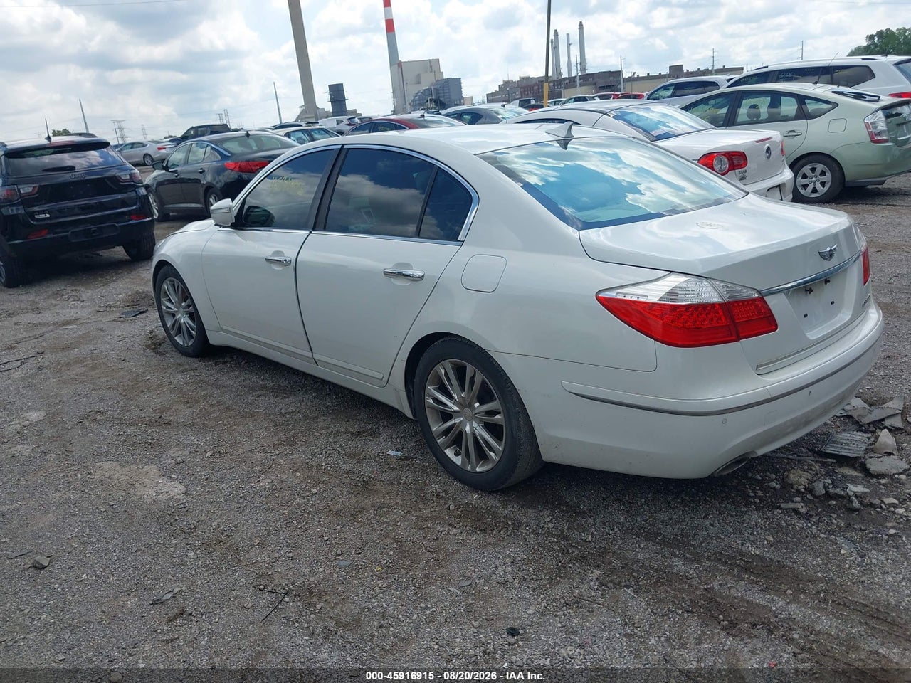 2011 HYUNDAI GENESIS 3.8 · 3/11