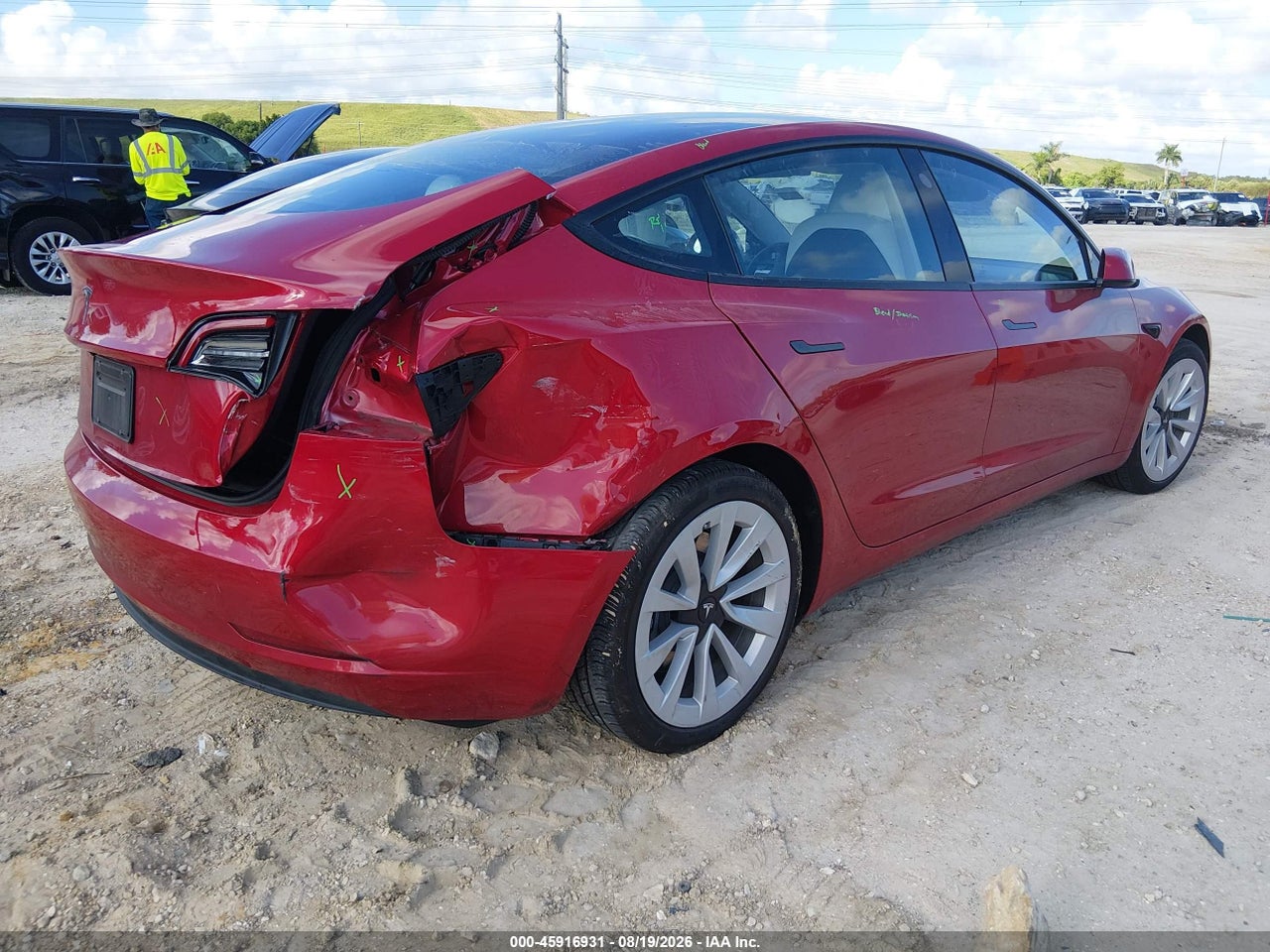 2023 TESLA MODEL 3 REAR-WHEEL DRIVE · 4/9