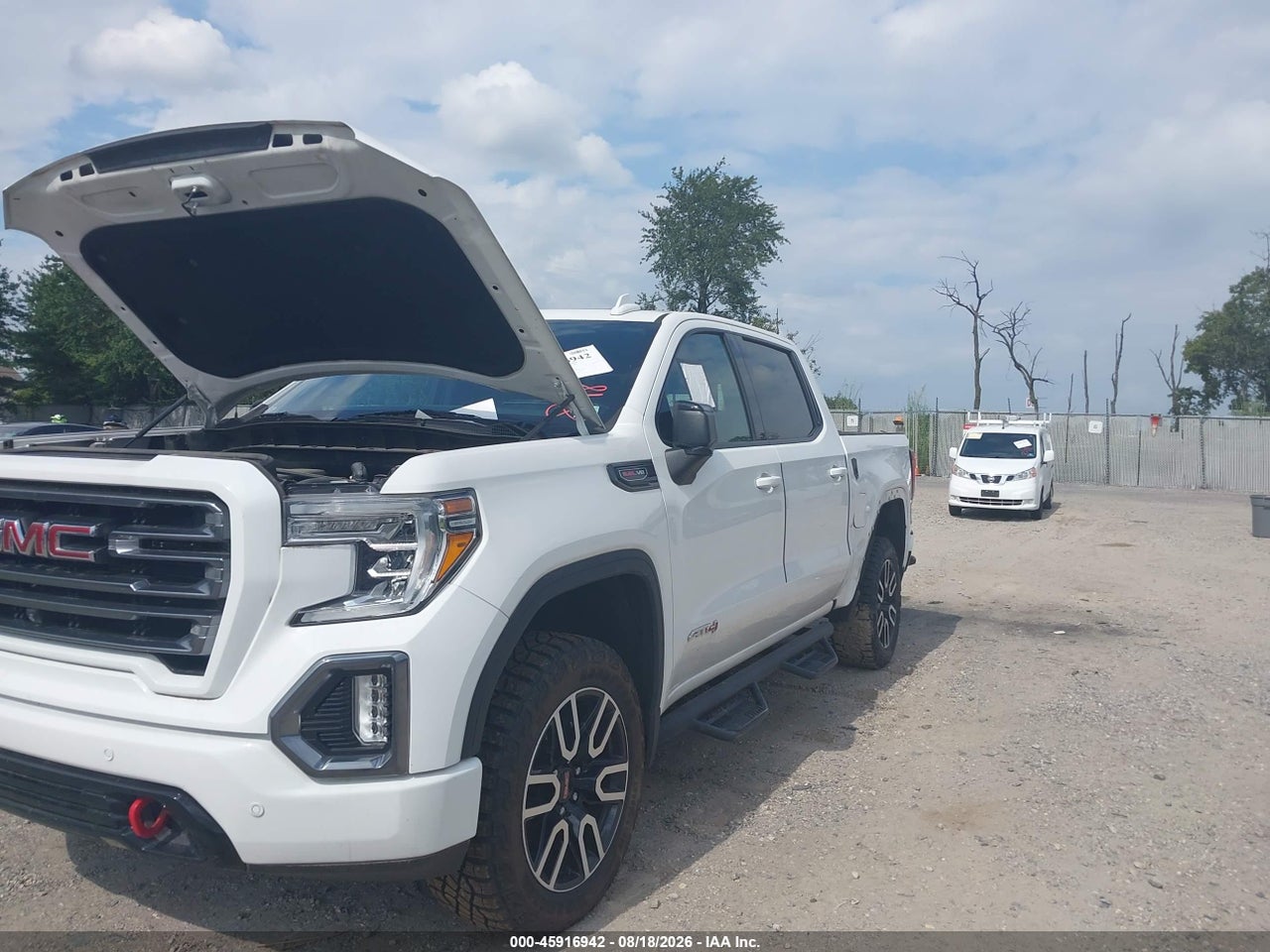 2021 GMC SIERRA 1500 4WD  SHORT BOX AT4 · 6/10