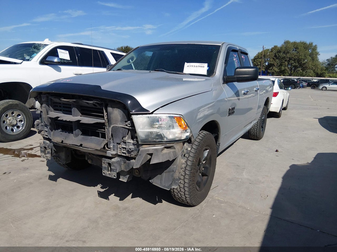 2015 RAM 1500 SLT · 2/11