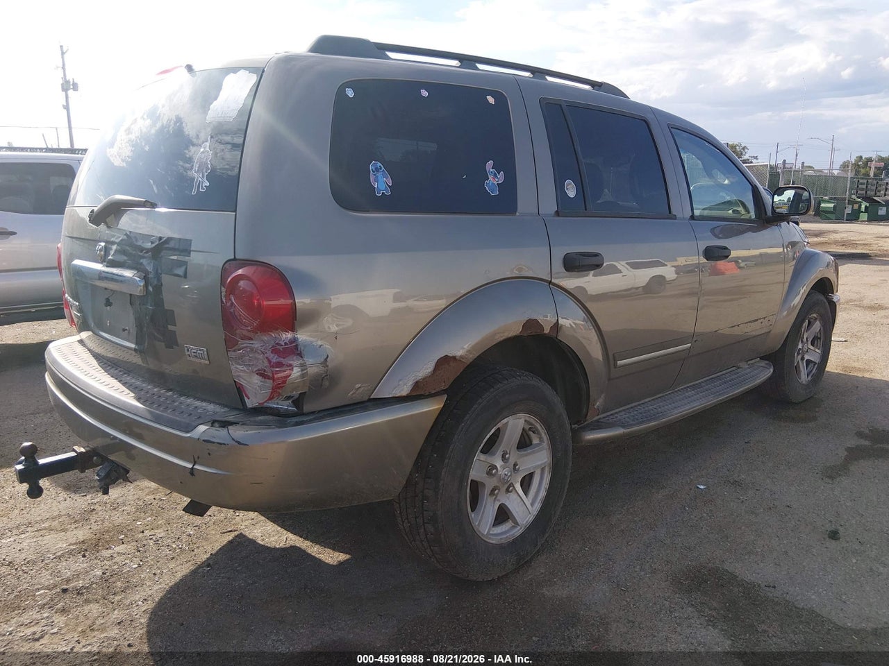 2005 DODGE DURANGO LIMITED · 4/11