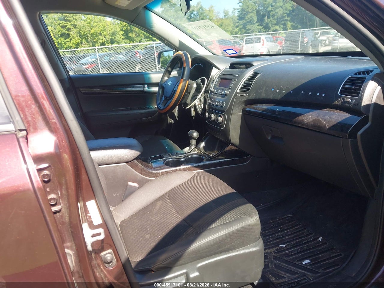 2015 KIA SORENTO LX · 5/11