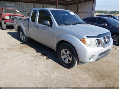 2012 NISSAN FRONTIER SV