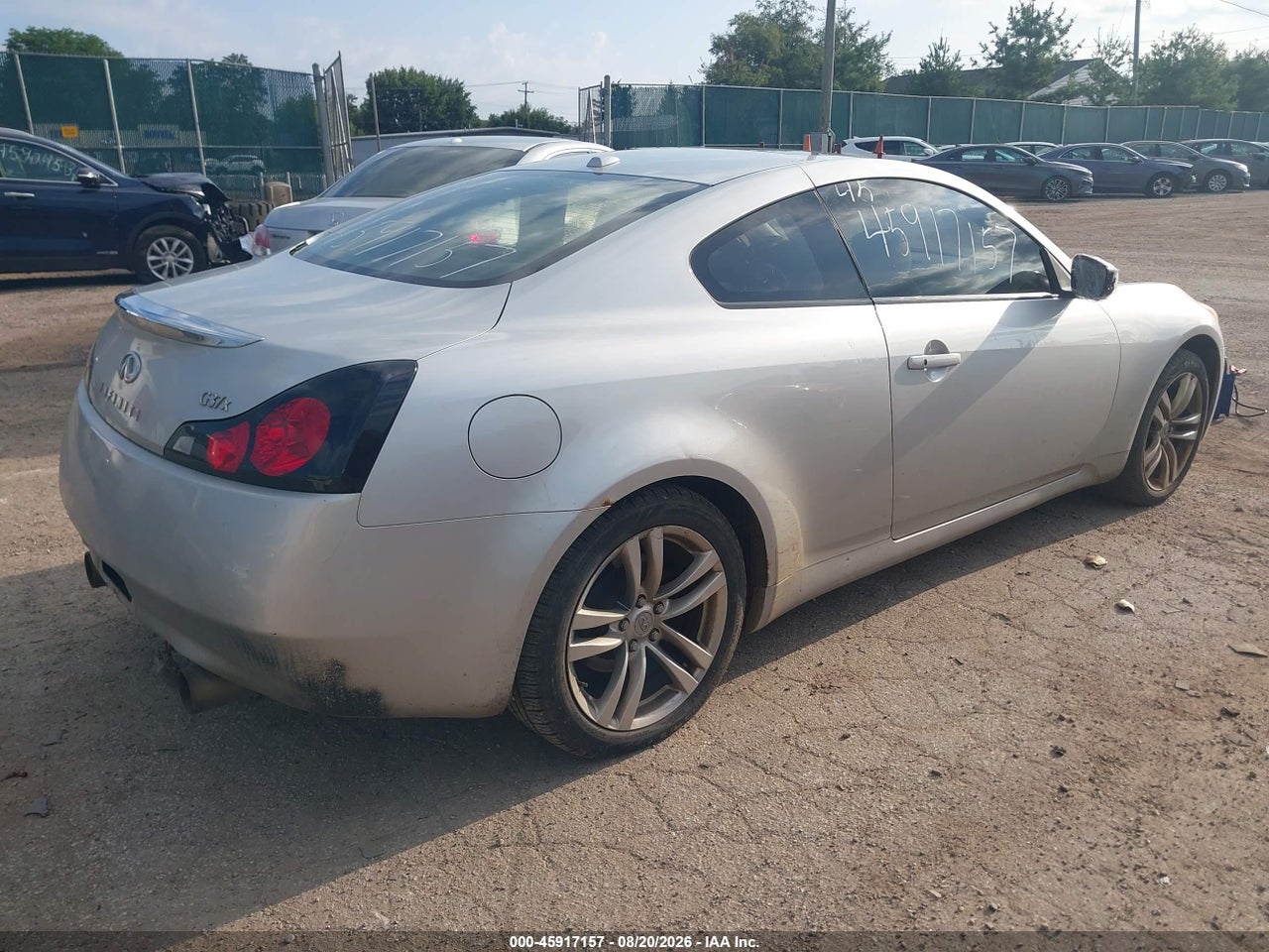 2009 INFINITI G37X · 4/11