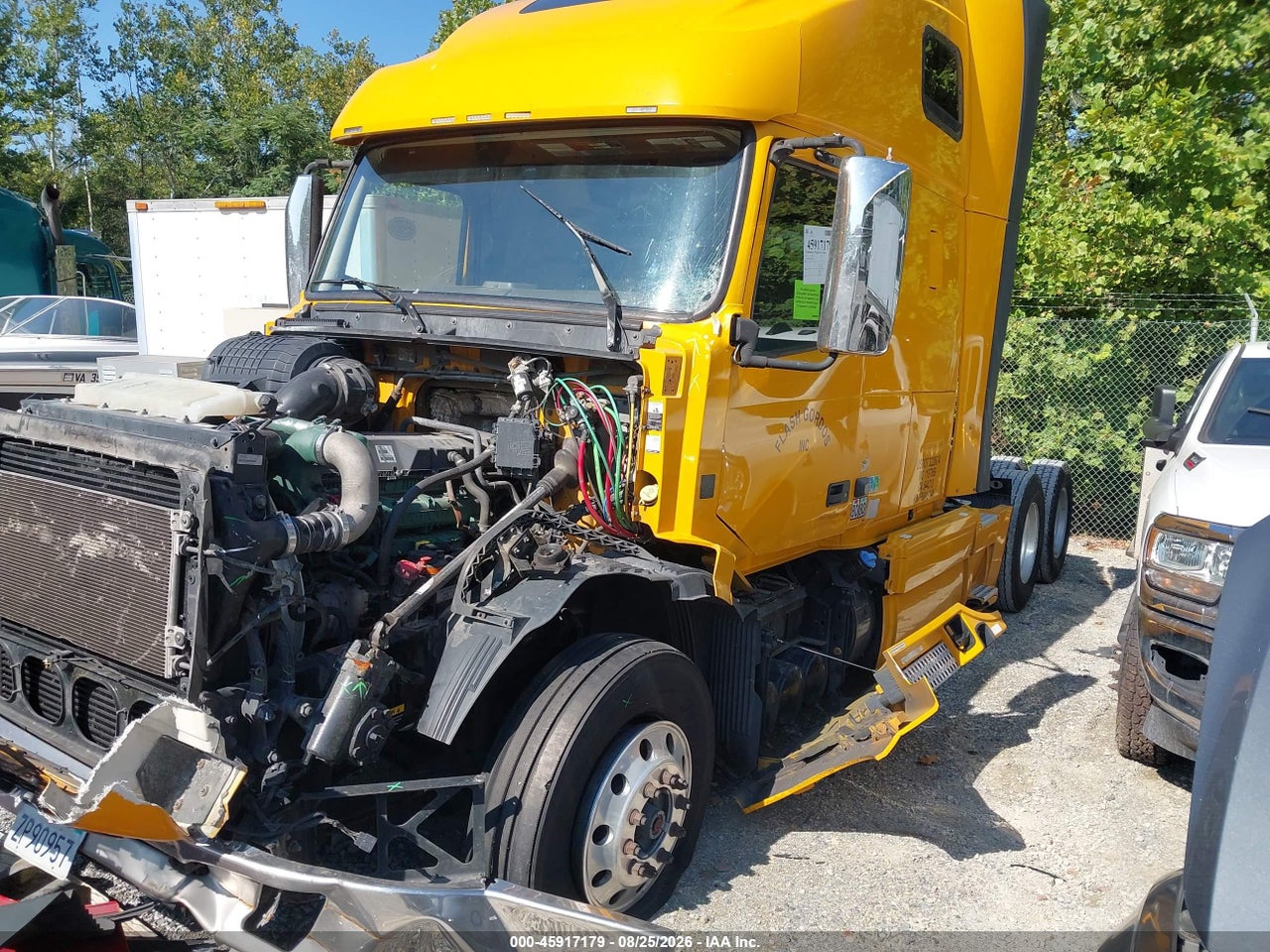 2015 VOLVO VN VNL · 2/4
