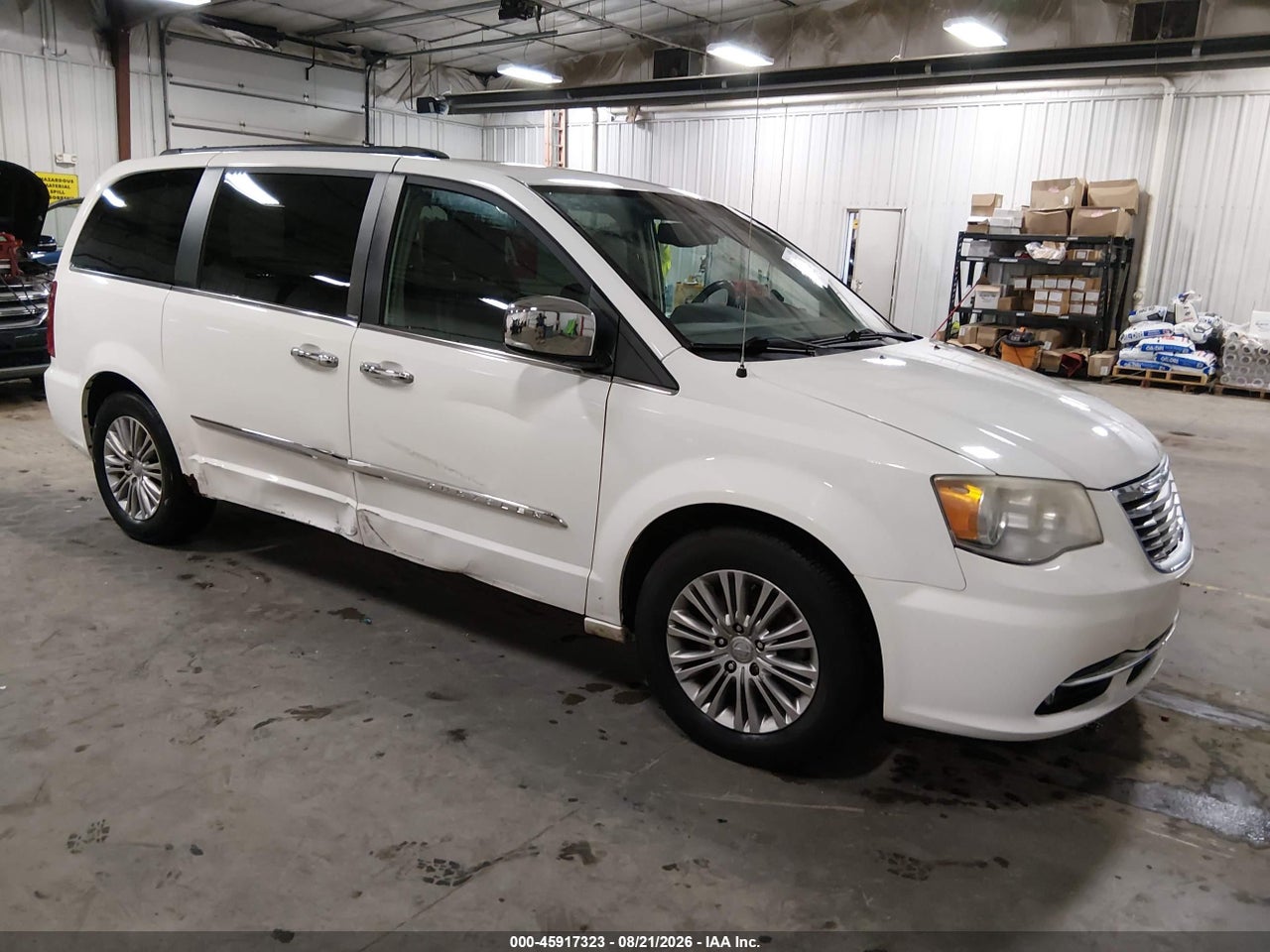 2C4RC1CG0DR****** · 2013 CHRYSLER TOWN &amp; COUNTRY TOURING-L