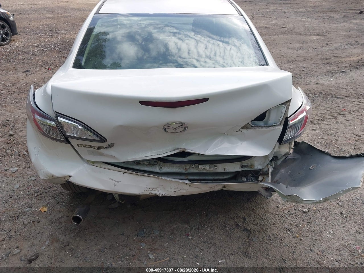 2011 MAZDA MAZDA3 I TOURING · 6/11