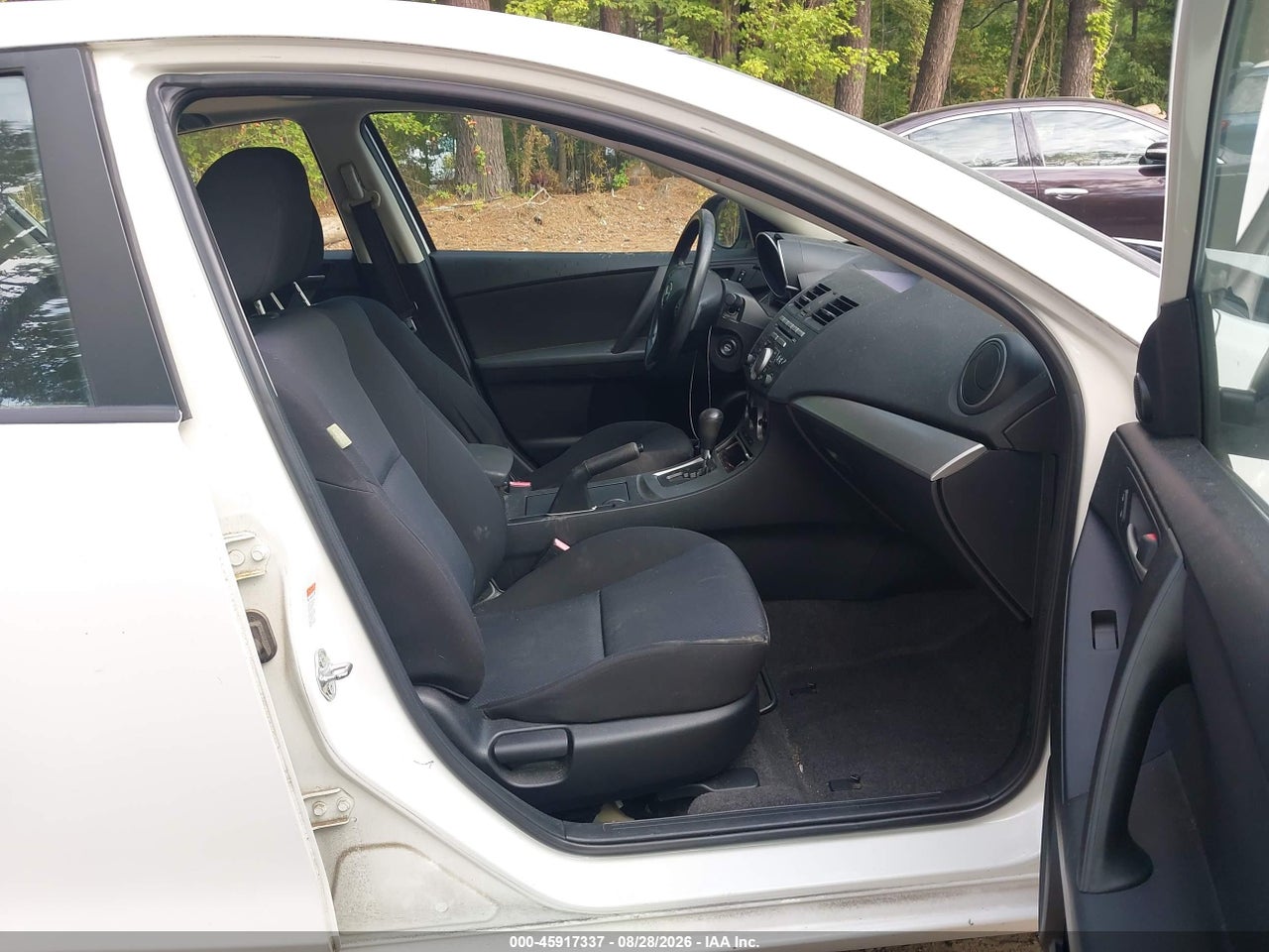 2011 MAZDA MAZDA3 I TOURING · 5/11