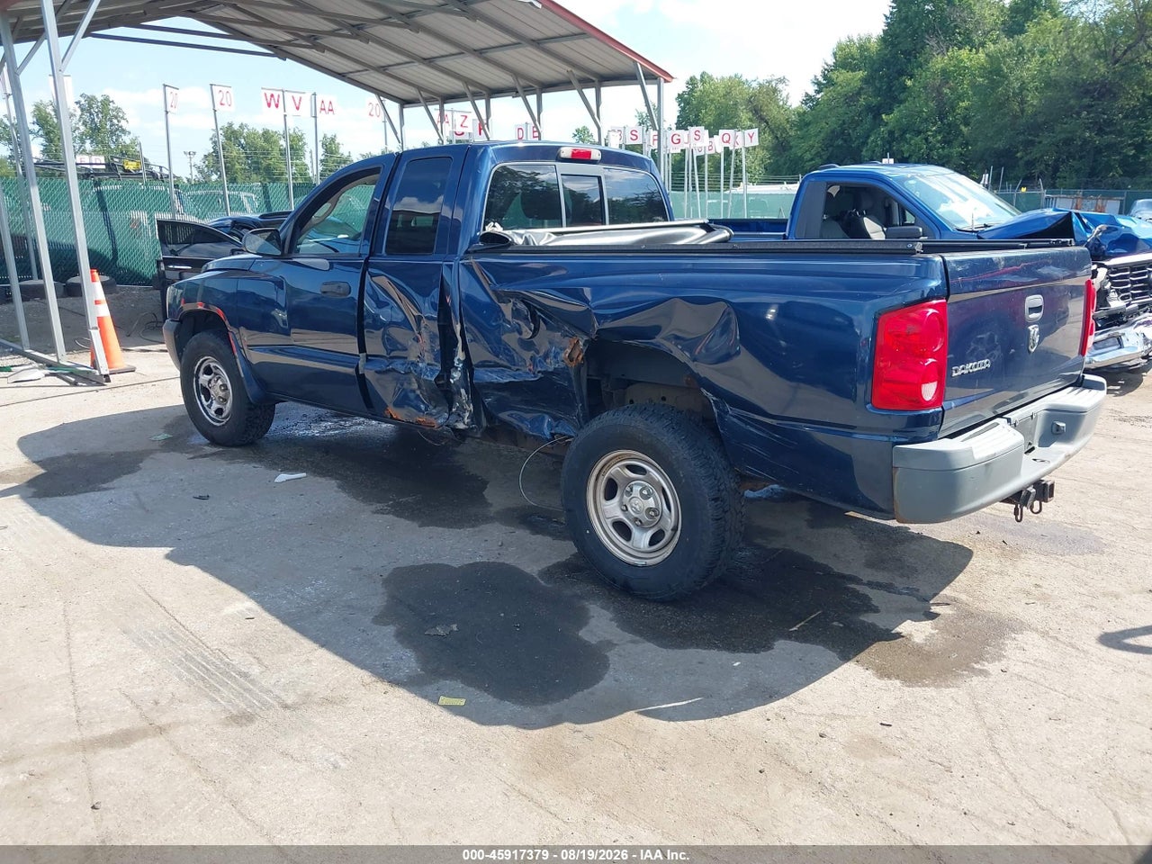 2006 DODGE DAKOTA ST · 3/11