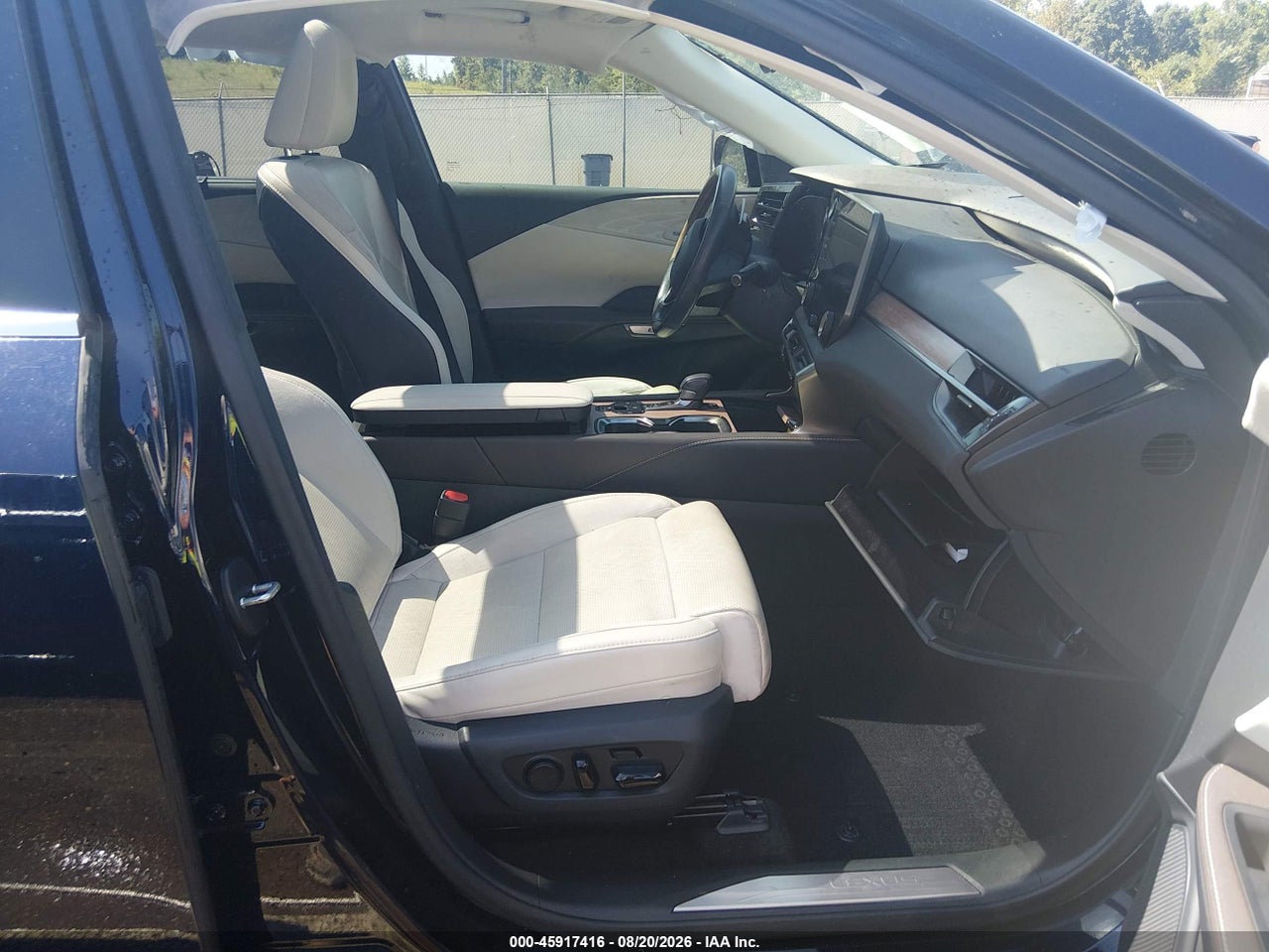 2023 LEXUS RX 350 LUXURY · 5/11