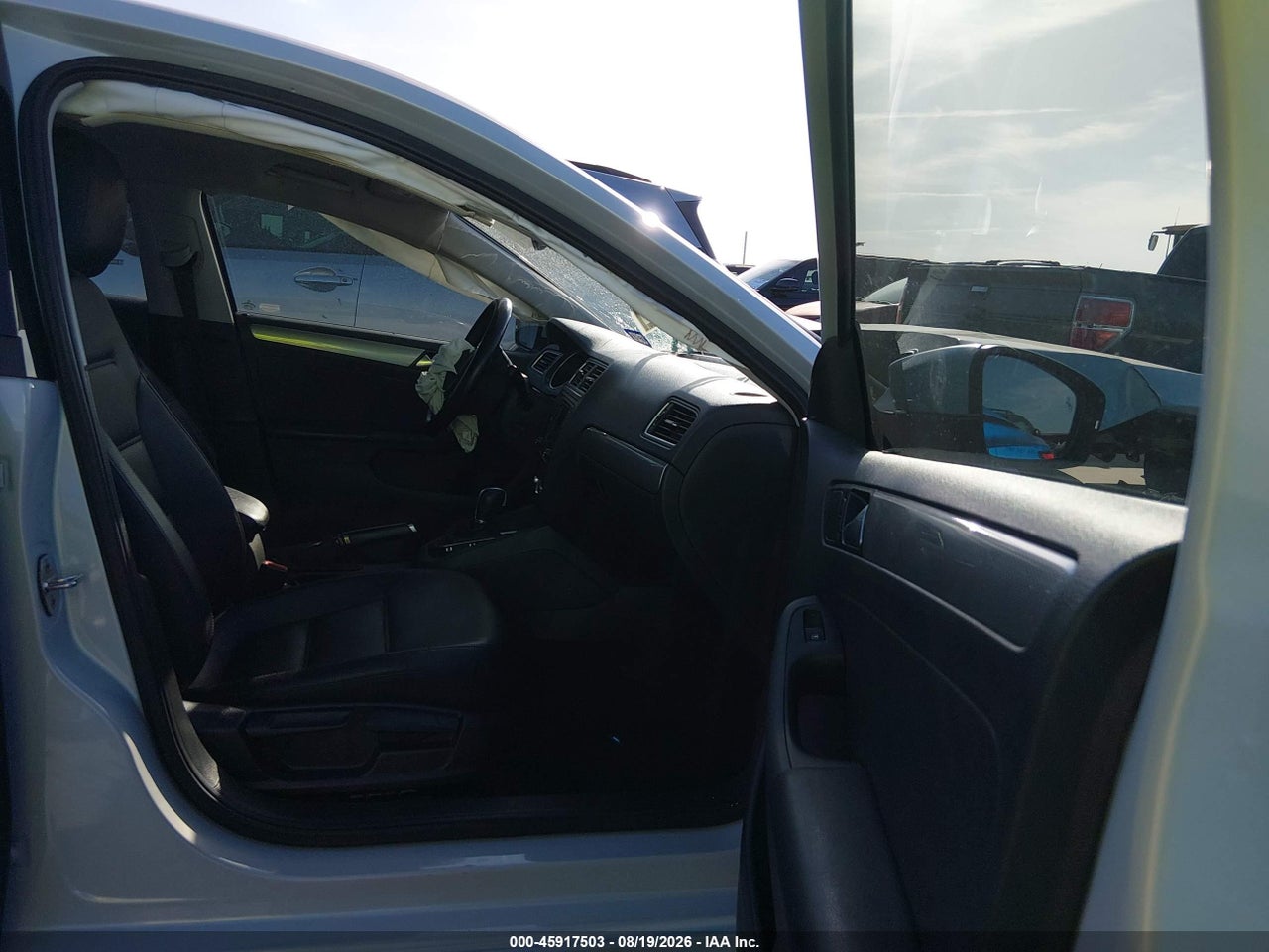 2017 VOLKSWAGEN JETTA 1.4T SE · 5/10