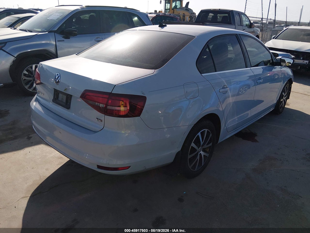 2017 VOLKSWAGEN JETTA 1.4T SE · 4/10