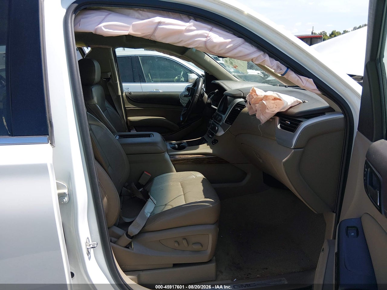 2016 GMC YUKON XL SLT · 5/10